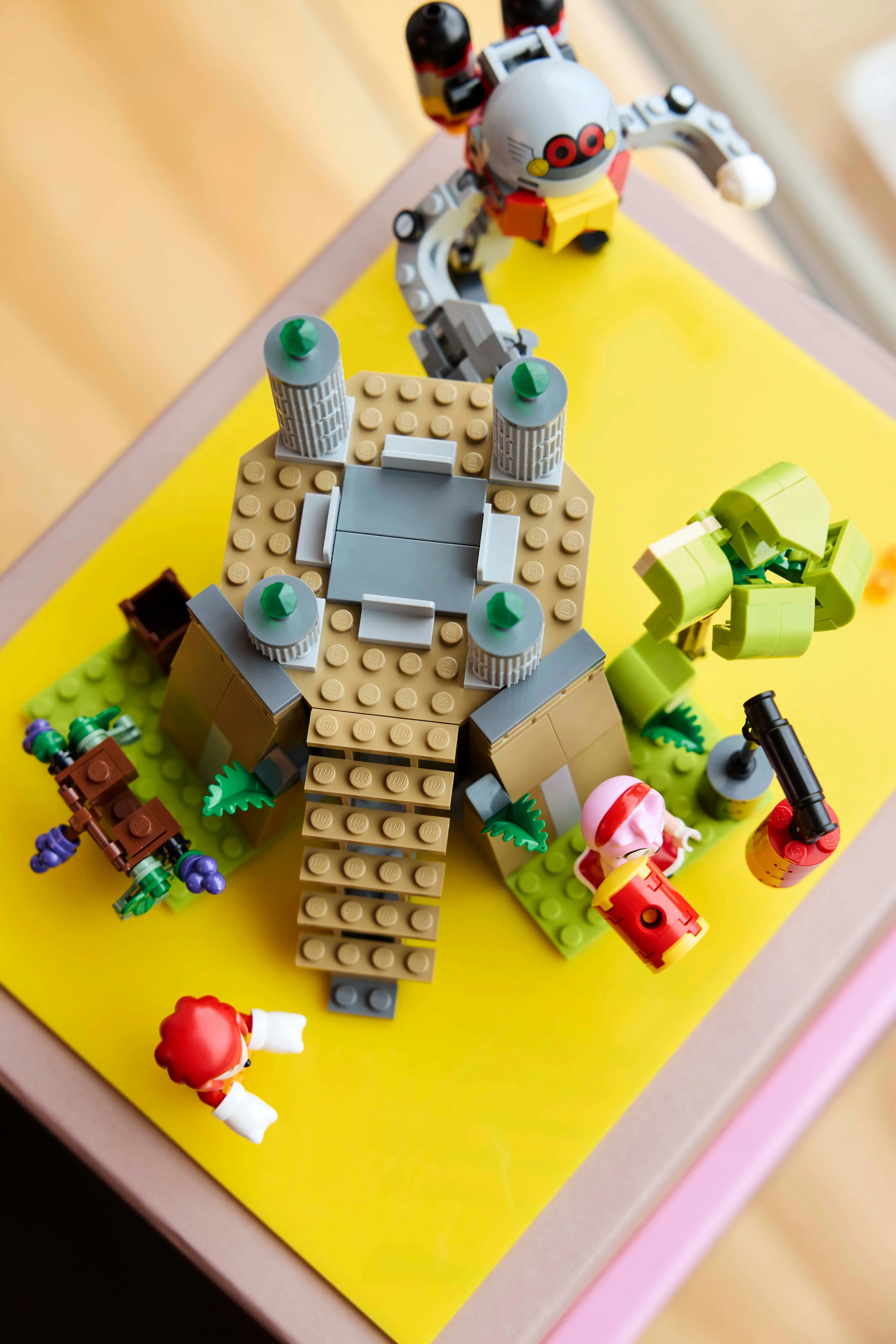 LEGO Sonic the Hedgehog Knuckles and the Master Emerald Altar 76998