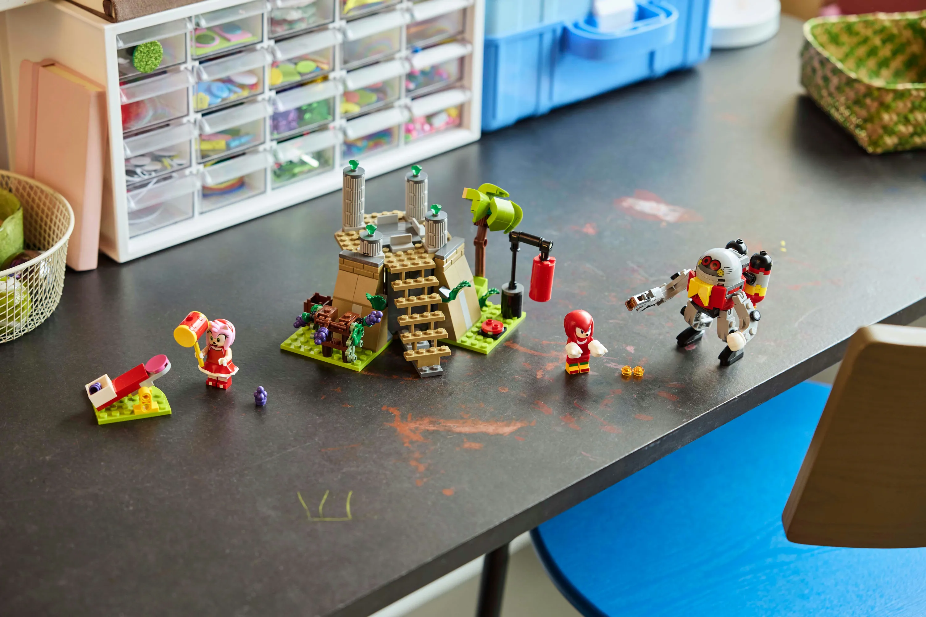 LEGO Sonic the Hedgehog Knuckles and the Master Emerald Altar 76998