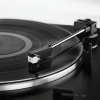 Audio-Technica AT-LP60XUSB -levysoitin, musta Audio-Technica AT-LP60XUSB -levysoitin, musta