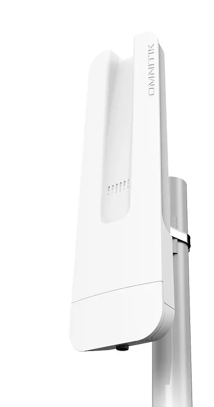 MikrotikRBOMNITIKPG-5HACD 5GHz DC 4xPOE-OUT incl poe mount L4