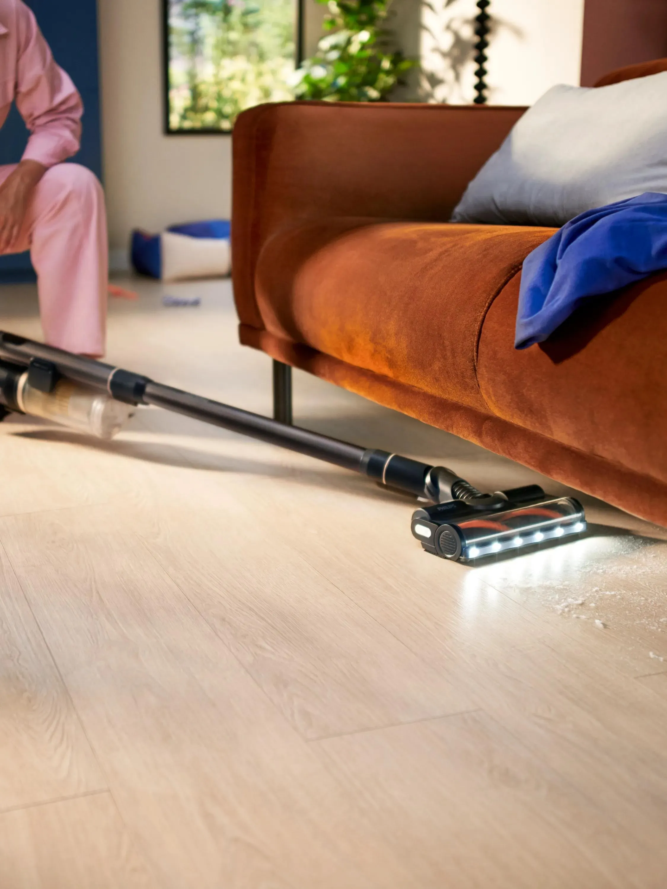 Philips 7000 Aqua XC7057/01 Cordless Stick vacuum cleaner, Gold