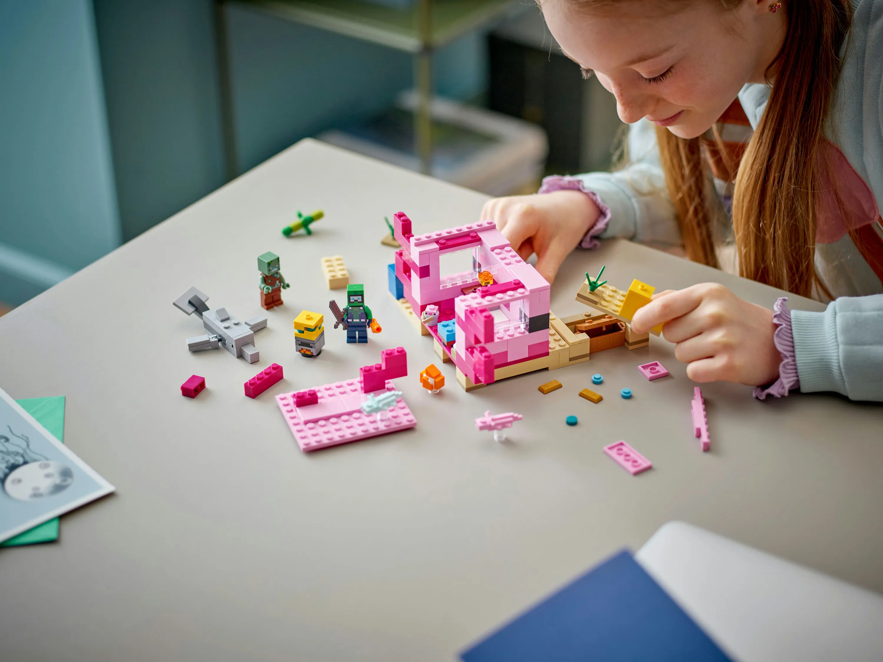 LEGO 21247 Minecraft The Axolotl House, construction toy