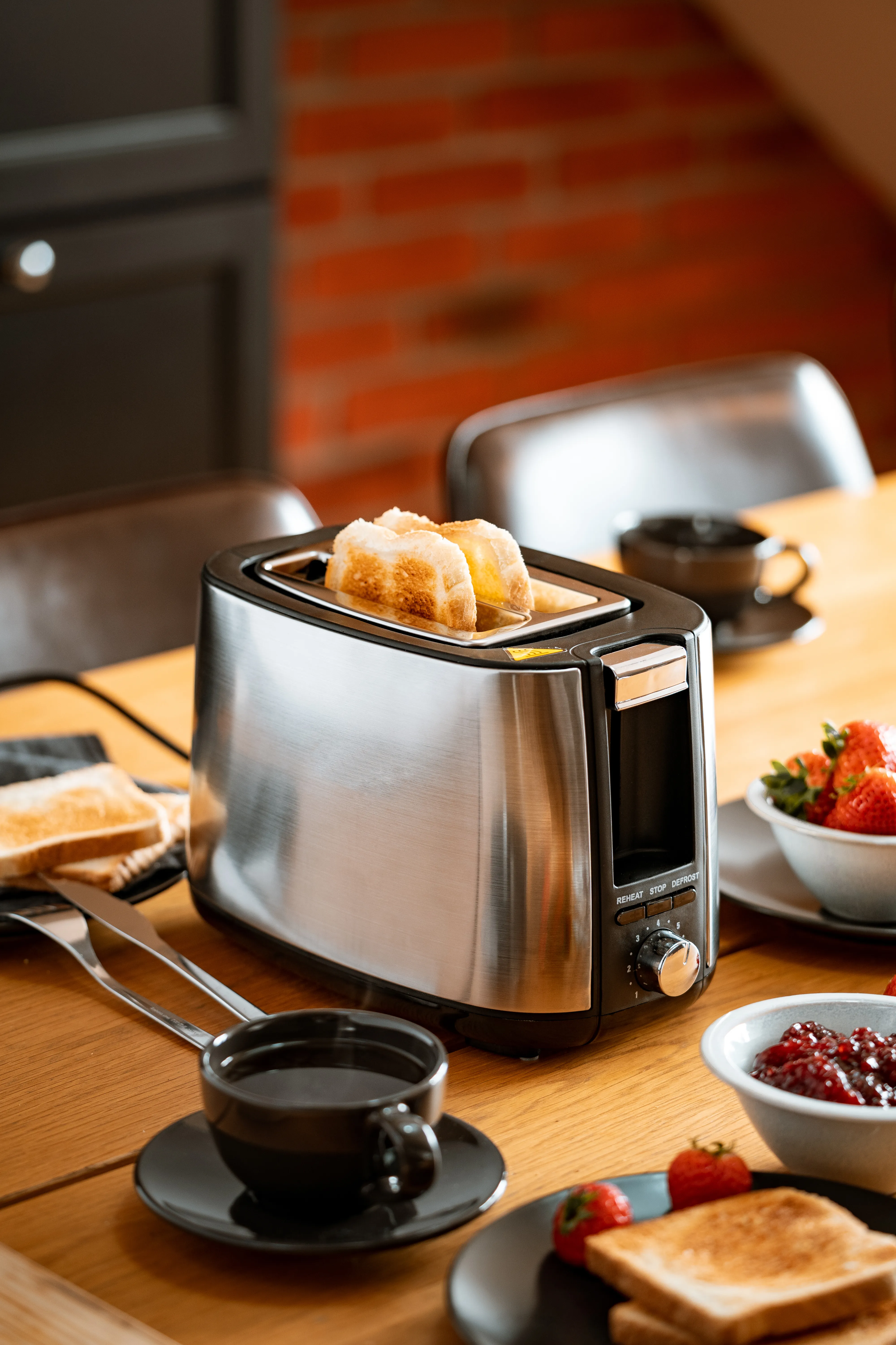 Adler AD 3214 Toaster 2-Slice 900 W Stainless steel Silver
