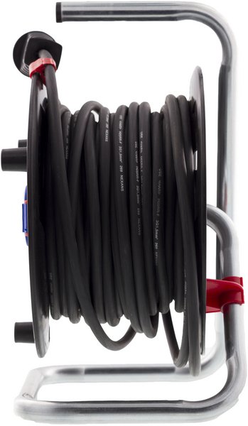 Brennenstuhl kaapeliker&auml; 3xCEE 7/4,1xCEE 7/7, IP 44, katkaisija,20m,