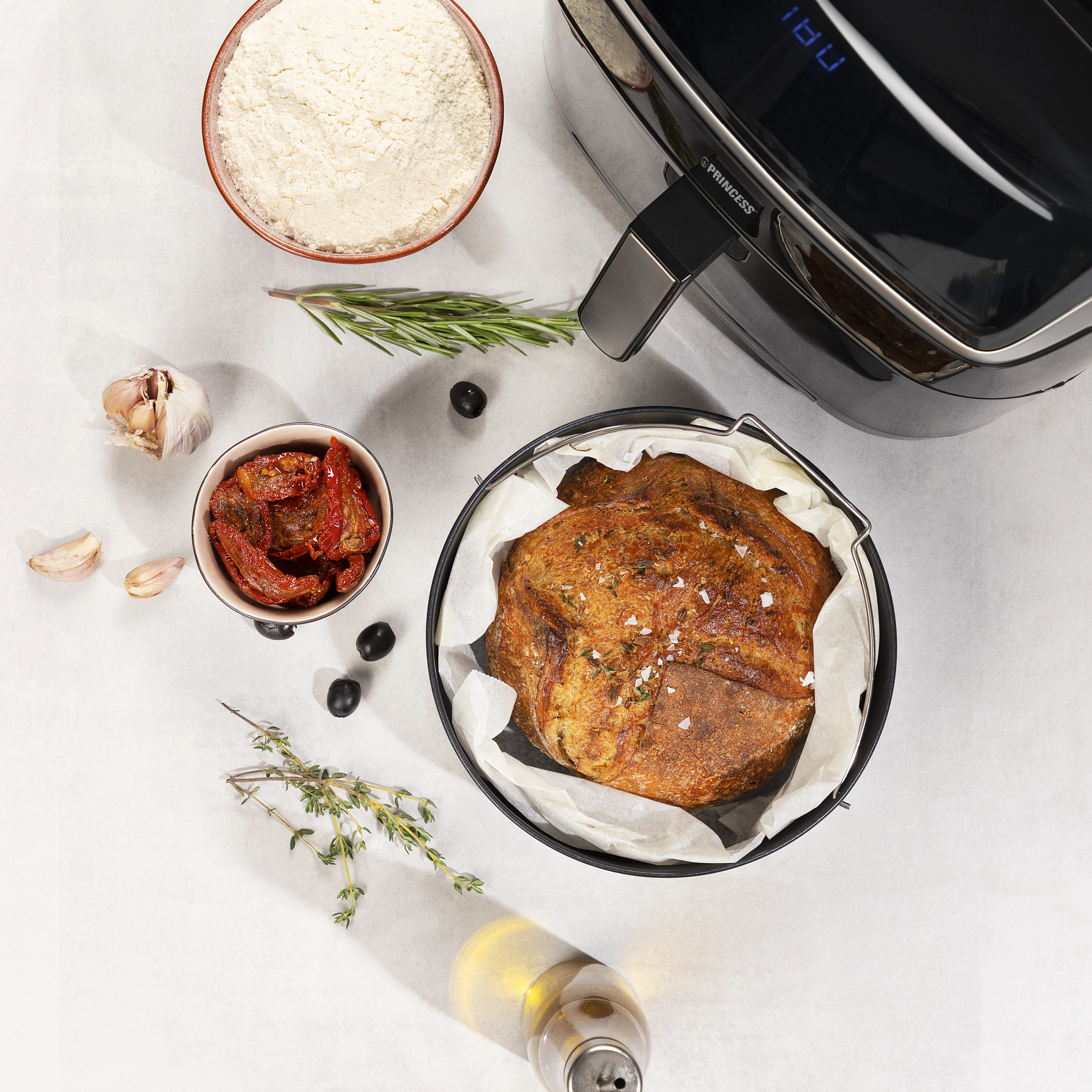 Princess Aerofryer with steam- airfryer, black, 6.5l