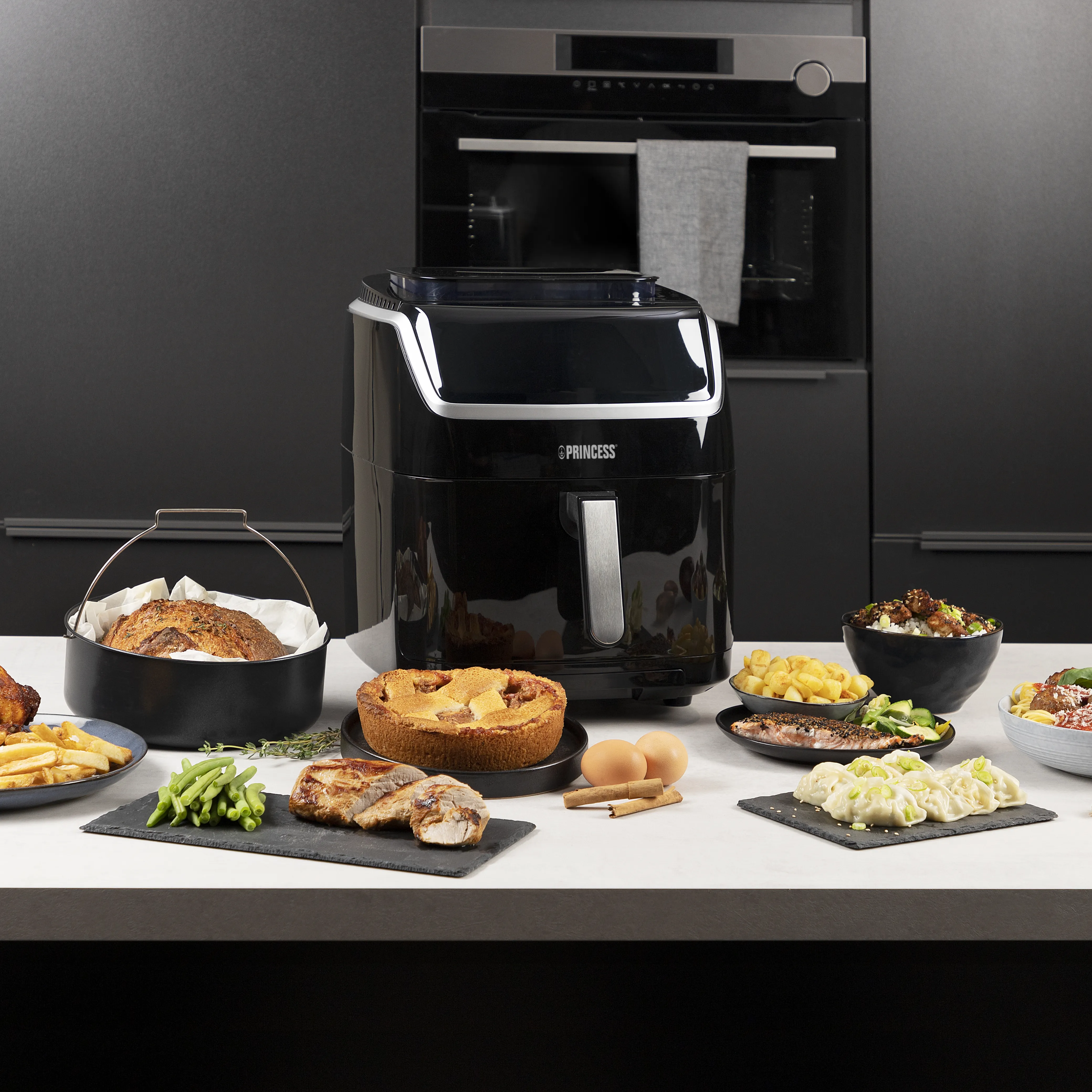 Princess Aerofryer with steam- airfryer, black, 6.5l