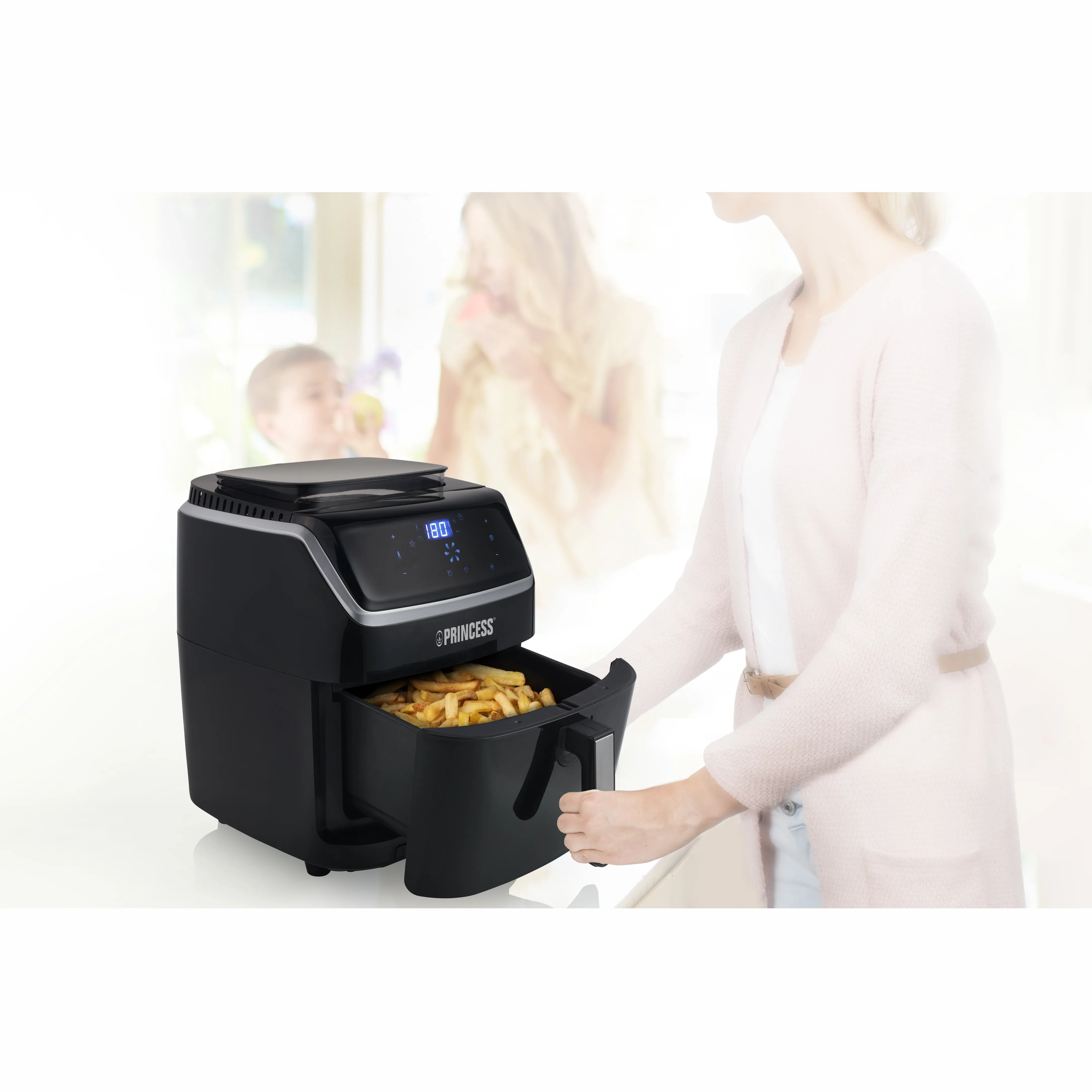 Princess Aerofryer with steam- airfryer, black, 6.5l