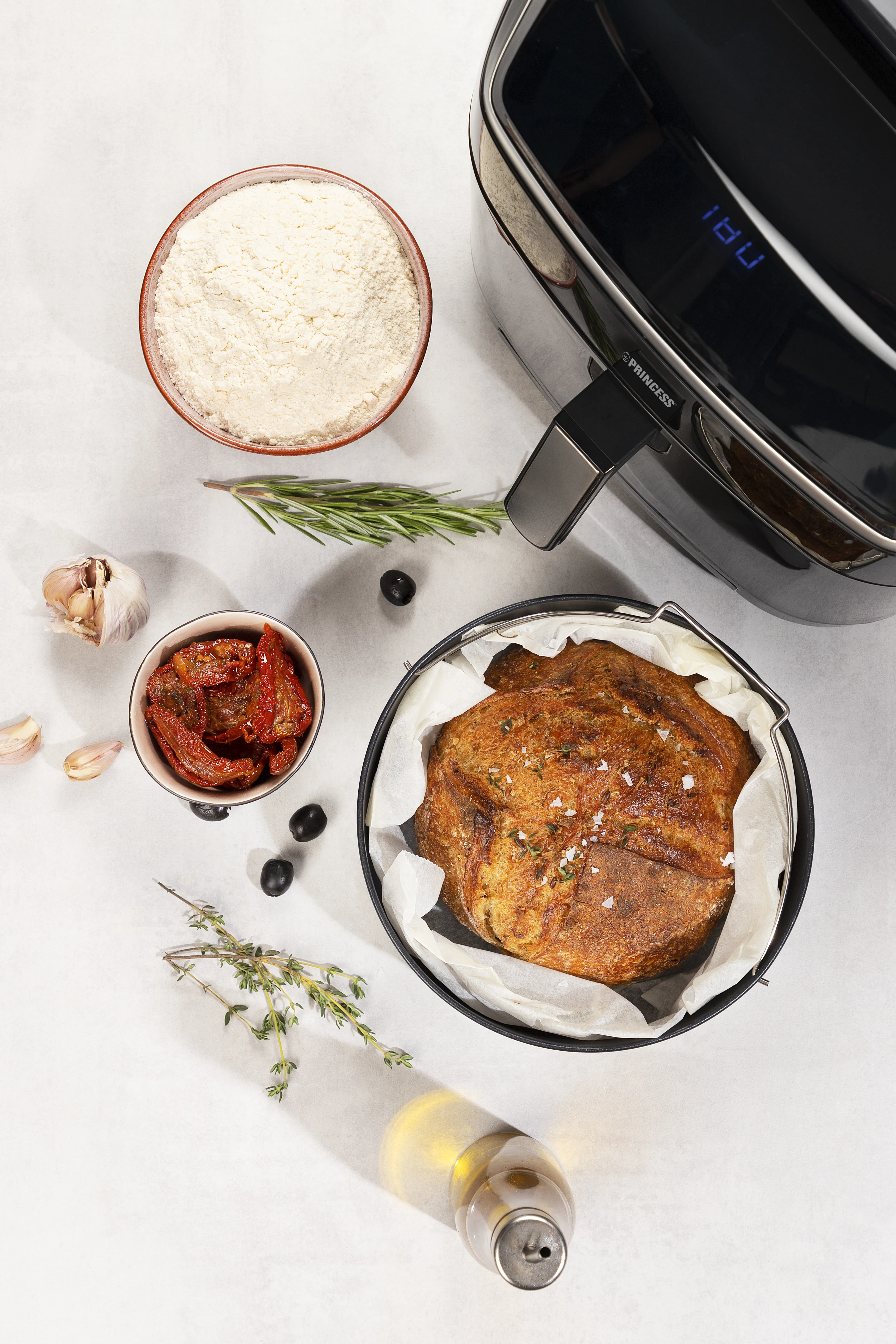 Princess Aerofryer with steam- airfryer, black, 6.5l