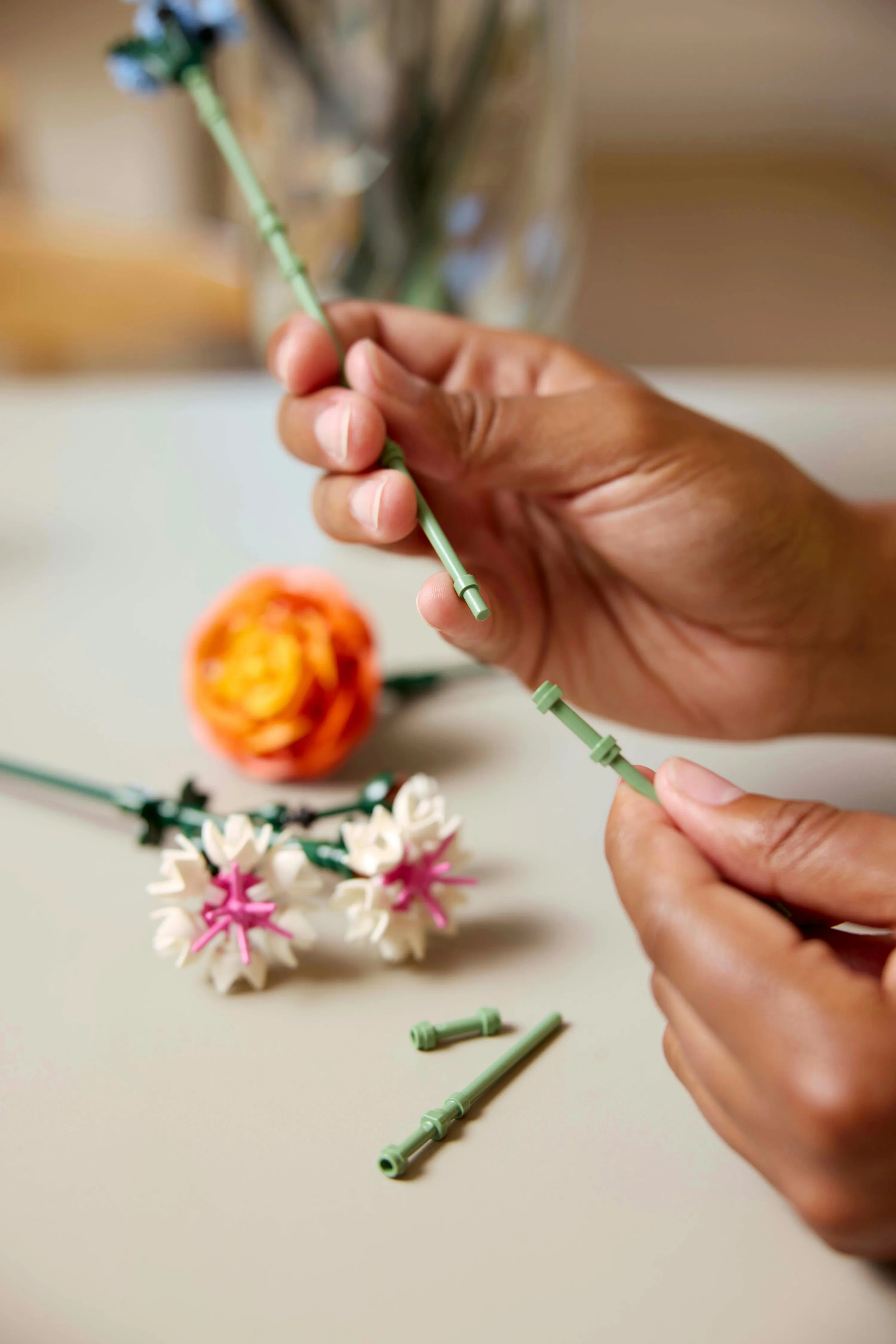 LEGO Botanicals Vacker rosa blomsterbukett 10342