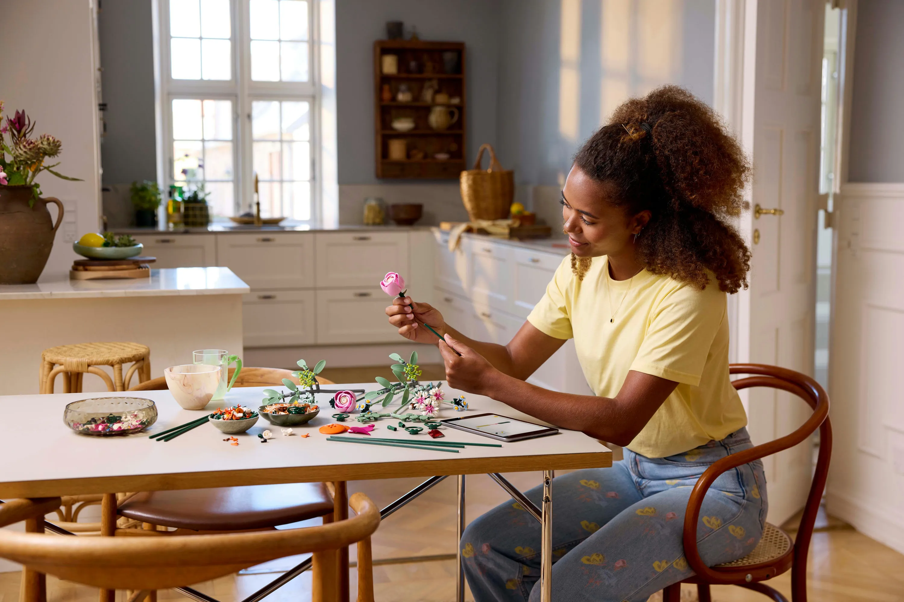 LEGO Botanicals Vacker rosa blomsterbukett 10342