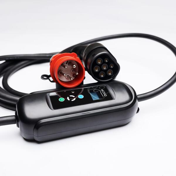 eLOAD P3, CEE 3&times;16 A/400 V, 11 kW, laddare av typ 2 f&ouml;r elbilar med 5 m kabel