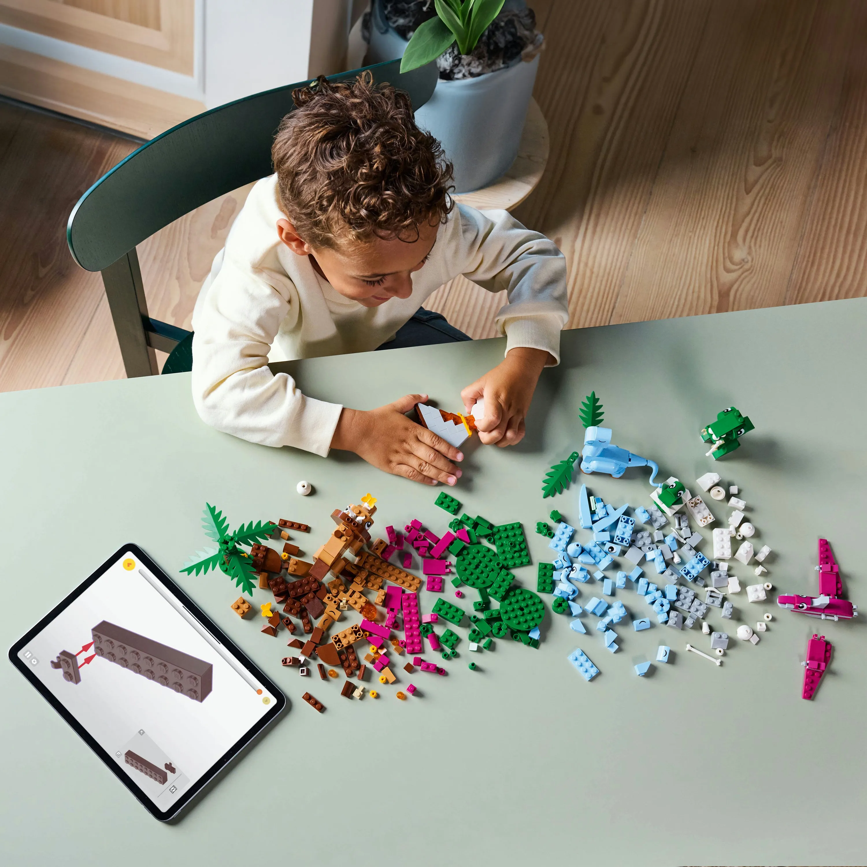 LEGO Classic Creative Dinosaurs 11041