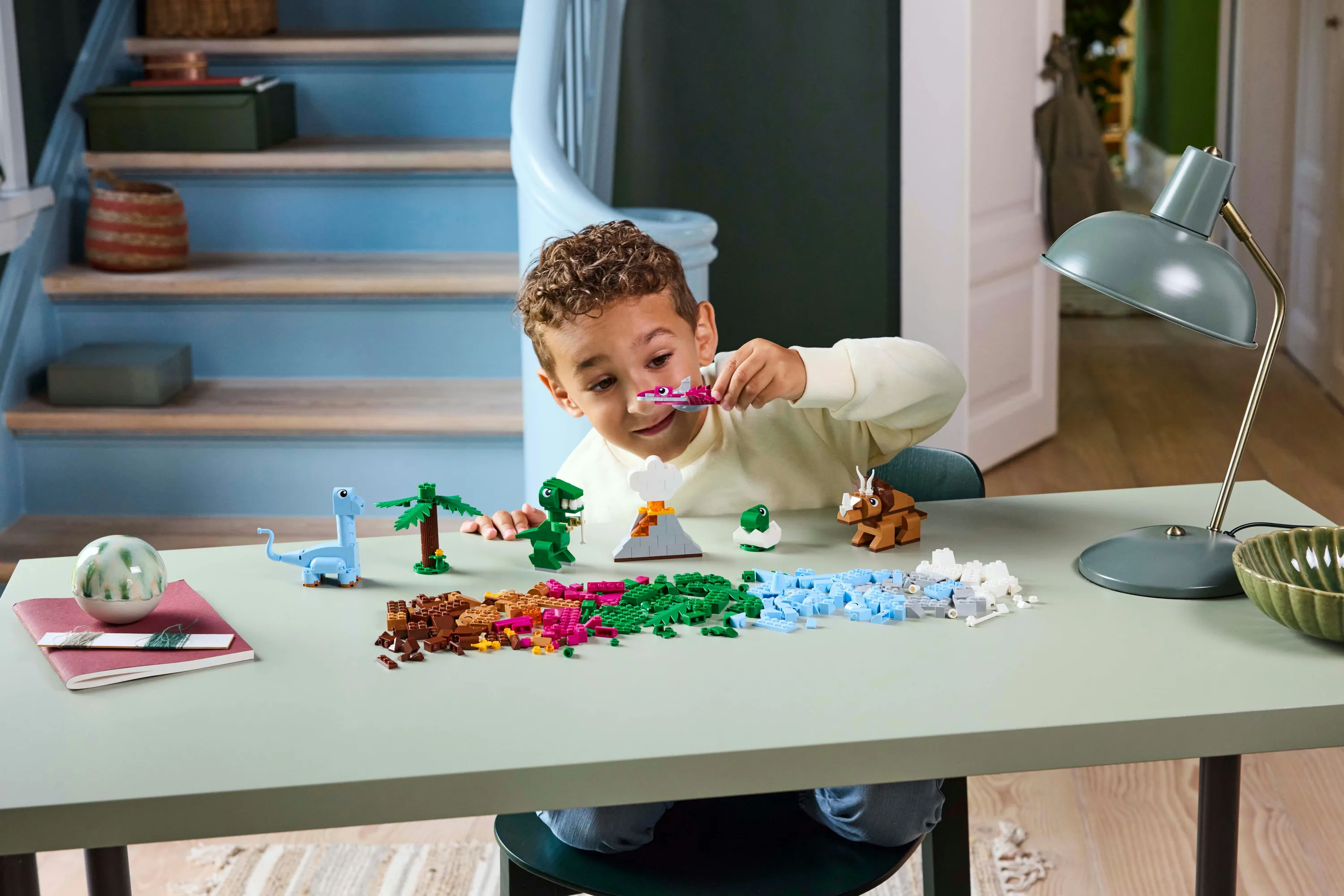 LEGO Classic Creative Dinosaurs 11041