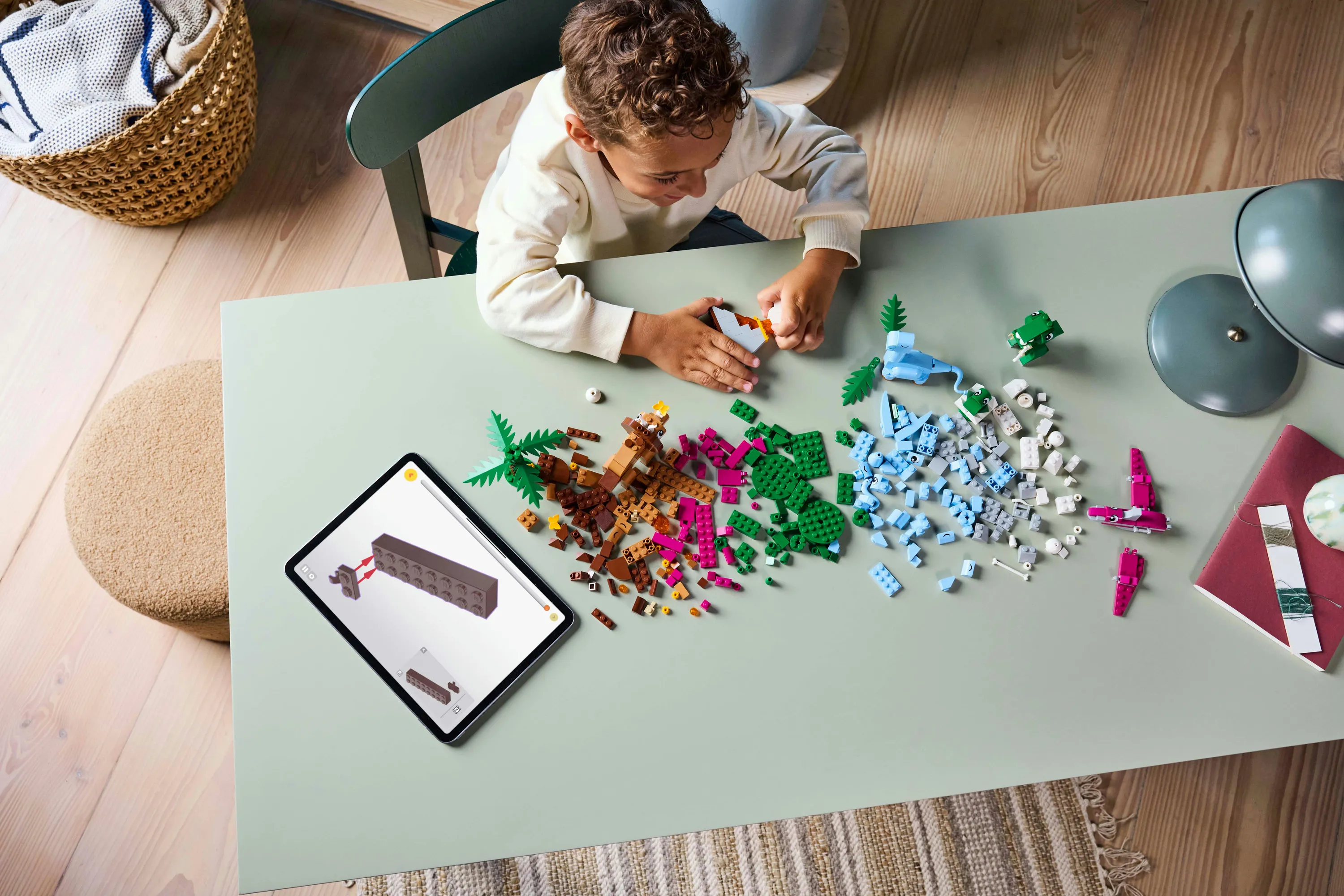 LEGO Classic Creative Dinosaurs 11041