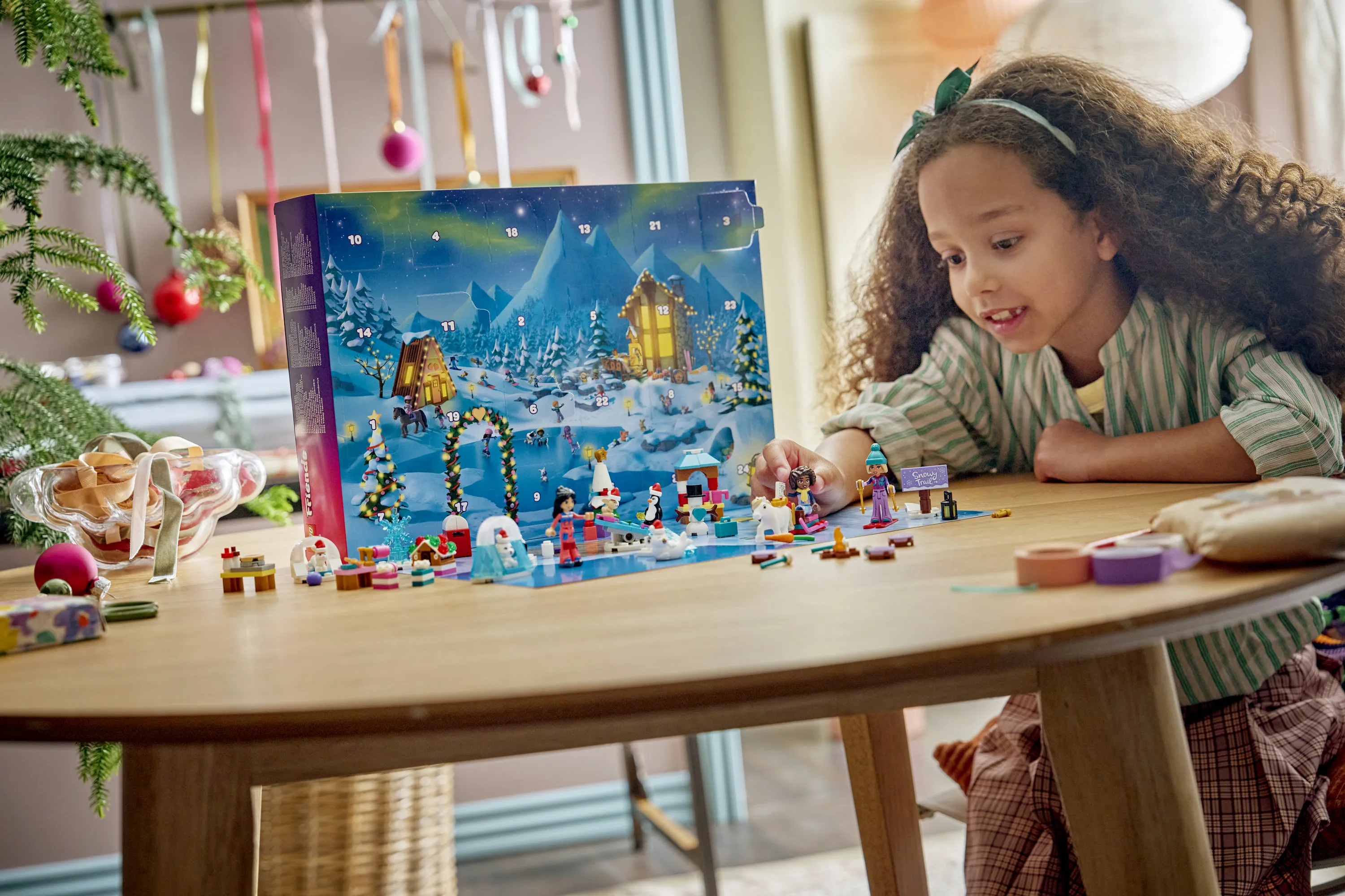 LEGO Friends 2026 Advent Calendar 42698