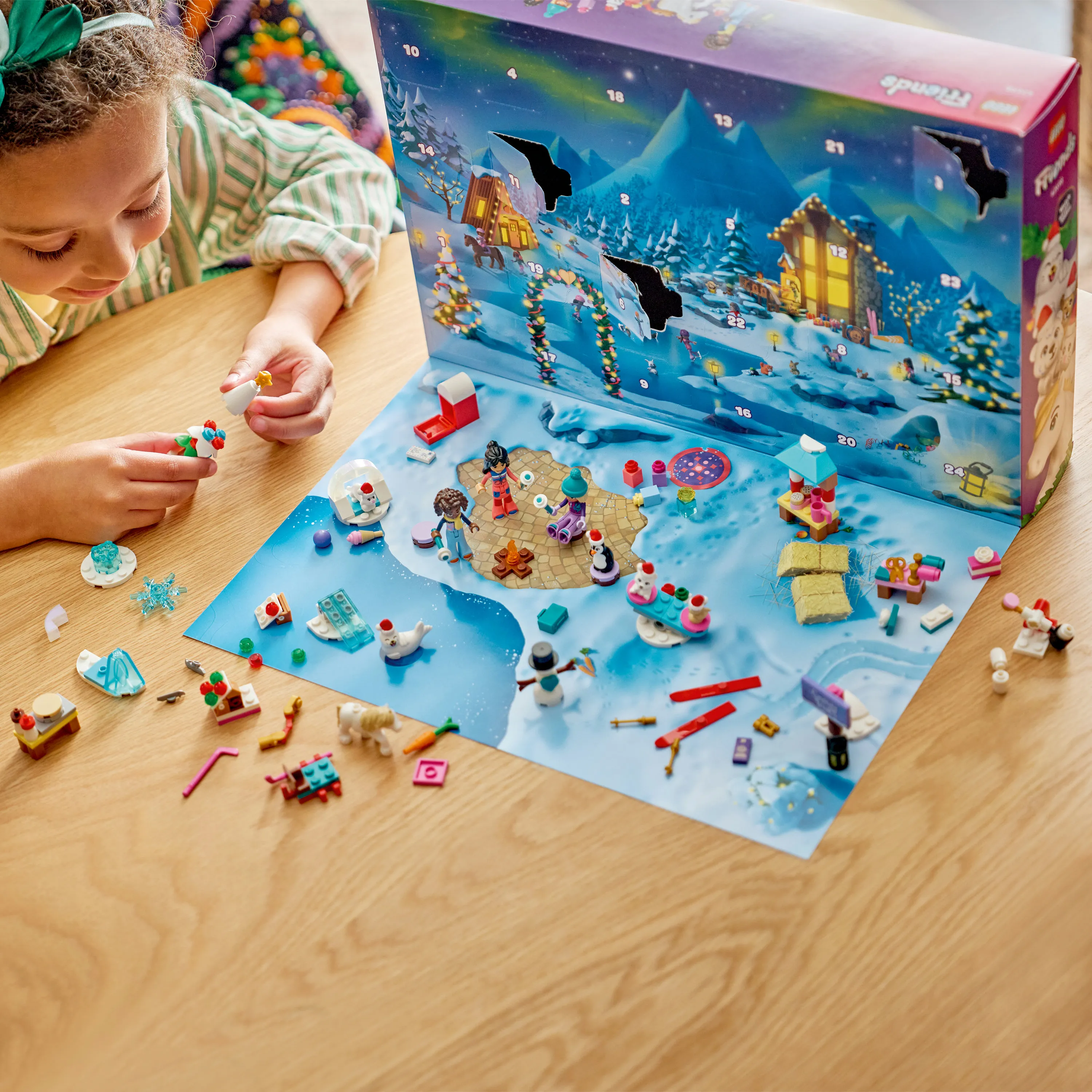 LEGO Friends 2026 Advent Calendar 42698