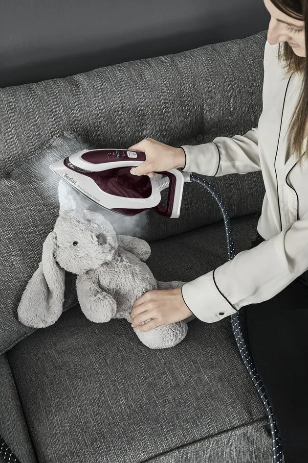 Tefal Pro Express Vision GV9810 Steam Generator Iron, 3000W, 8.3 bar, 1.1L, Red/White