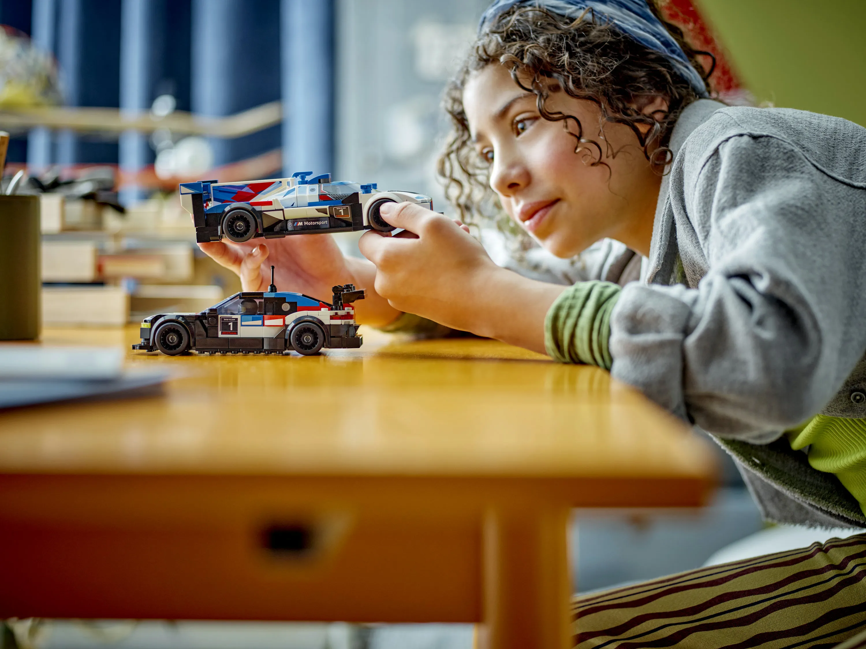 LEGO Speed Champions BMW M4 GT3 and BMW M Hybrid V8 76922