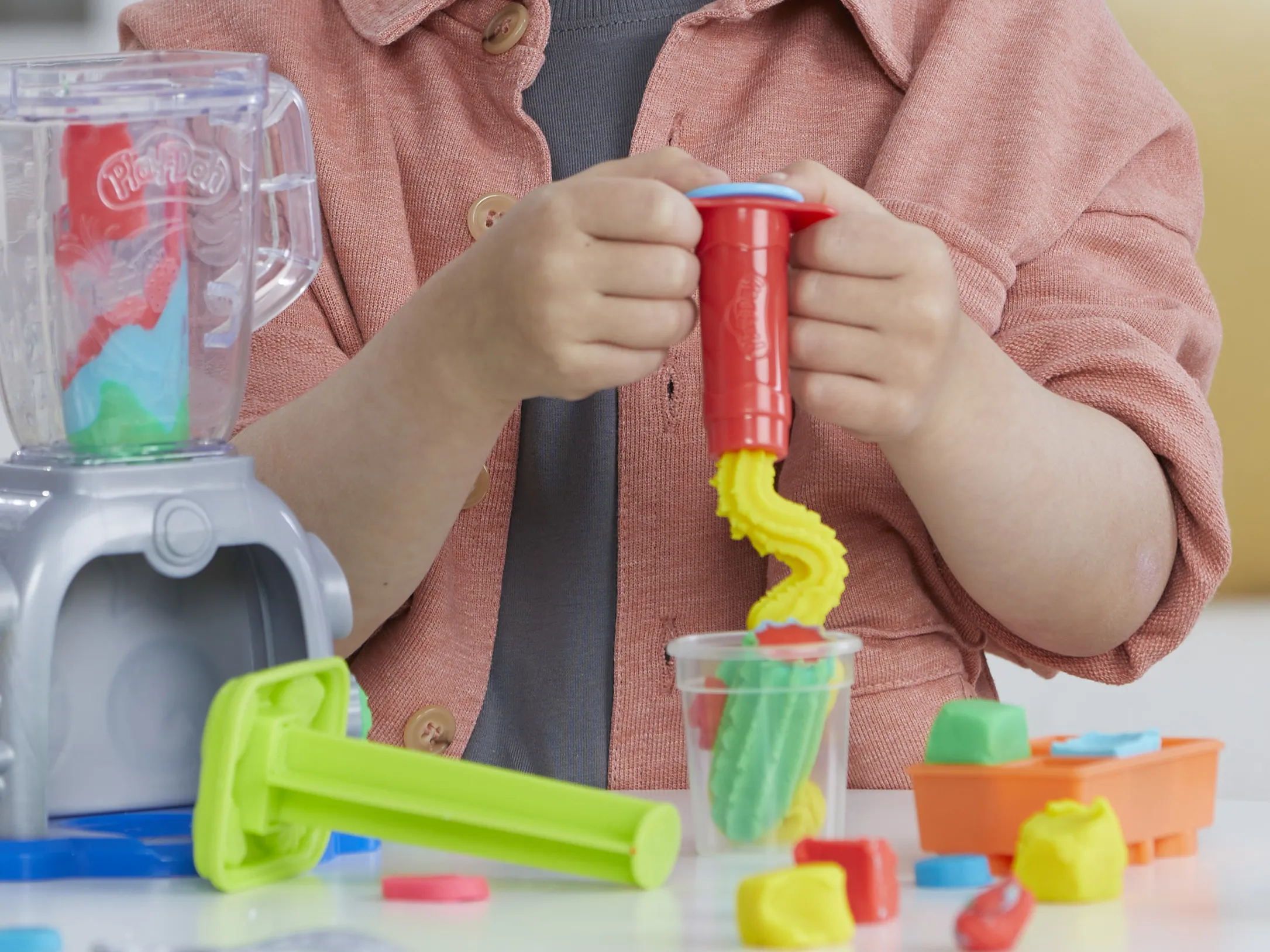 Play-Doh Kitchen Creations Playset Swirlin Smoothies Blender