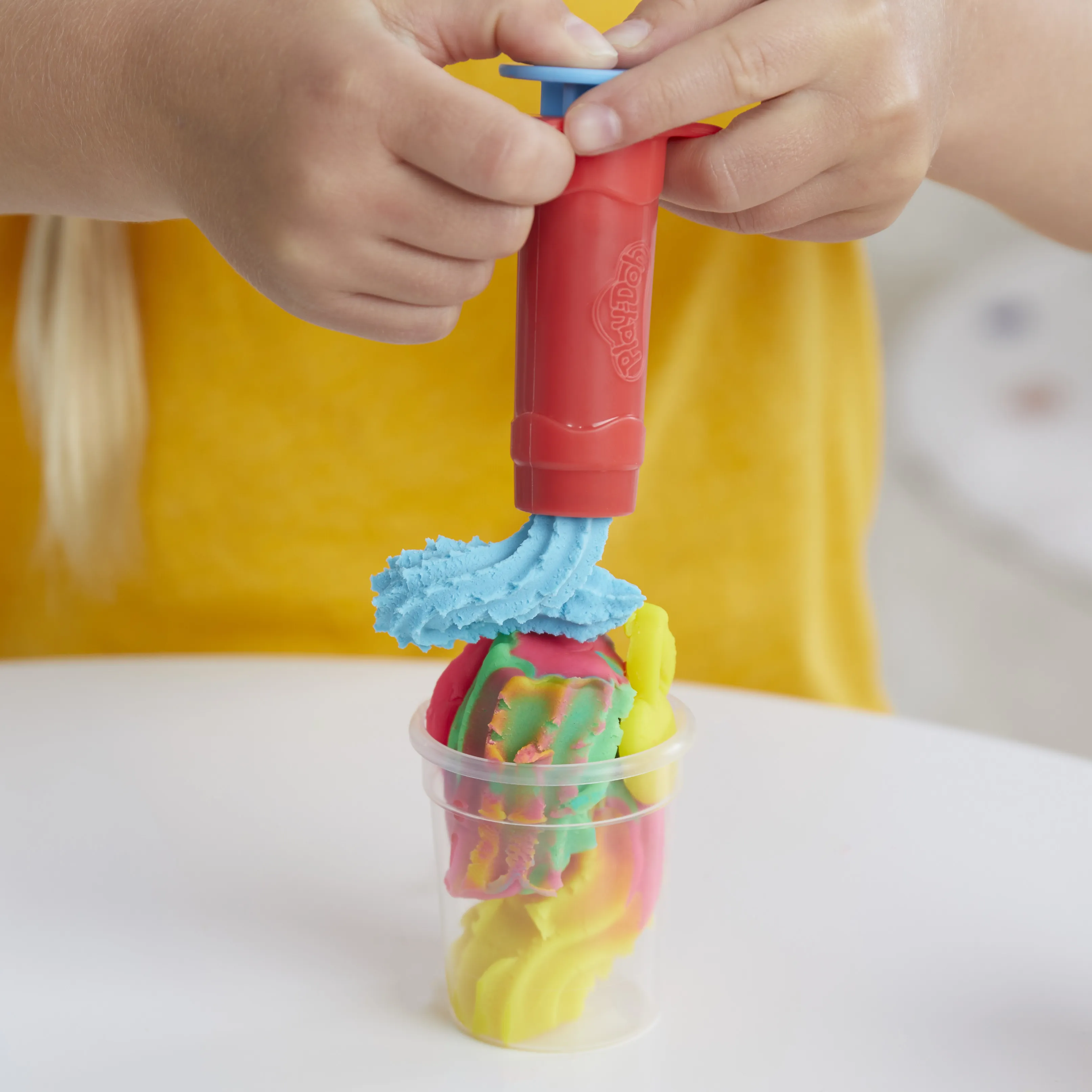 Play-Doh Kitchen Creations Playset Swirlin Smoothies Blender