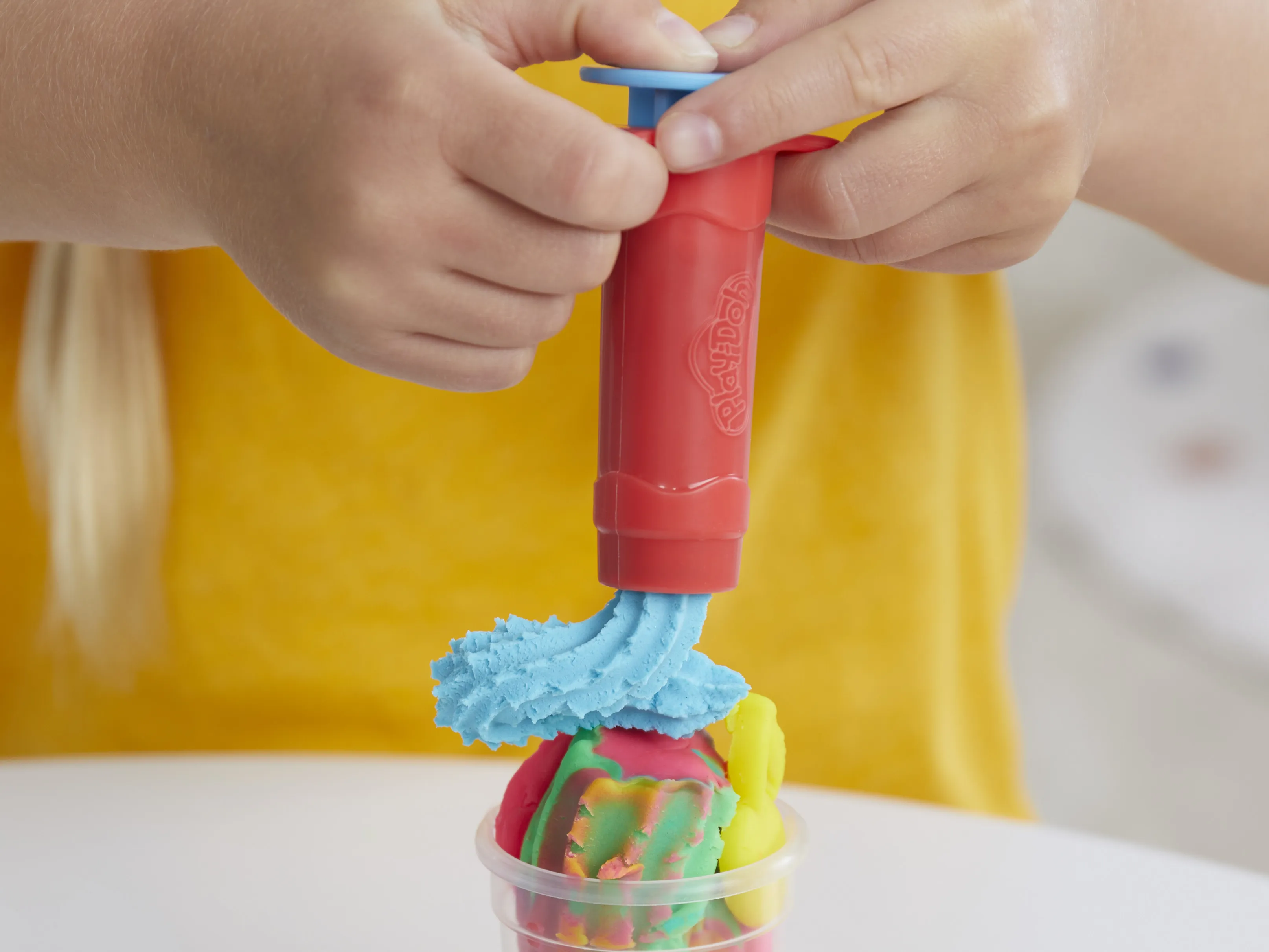Play-Doh Kitchen Creations Playset Swirlin Smoothies Blender