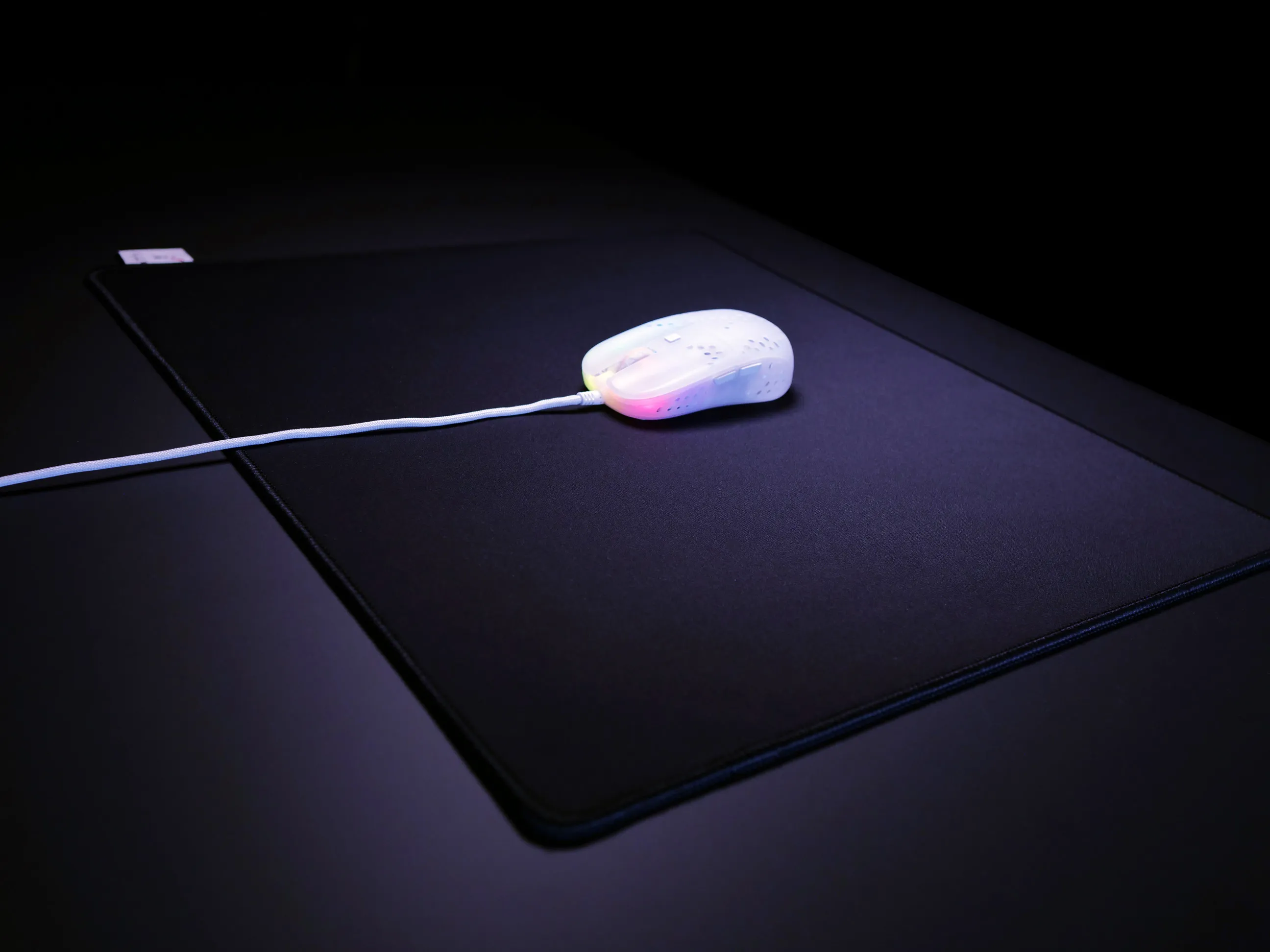 Xtrfy GPZ1 Zy's Damage Large - gaming mousepad, black