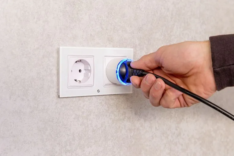 Shelly Plug S Gen3 - smart uttag, Wi-Fi, vit
