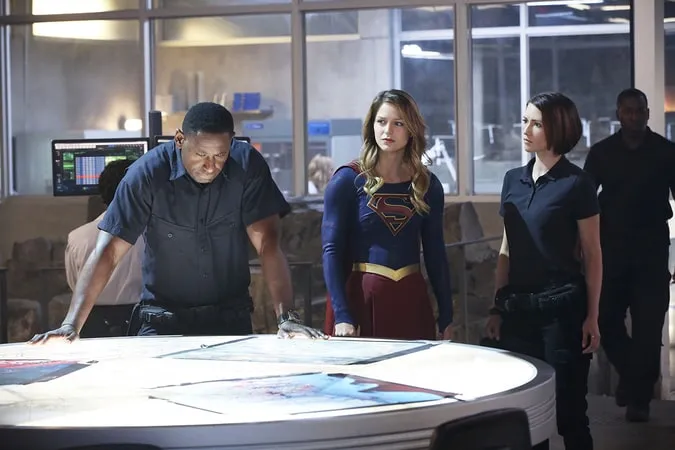 SUPERGIRL - 1 TUOTANTOKAUSI