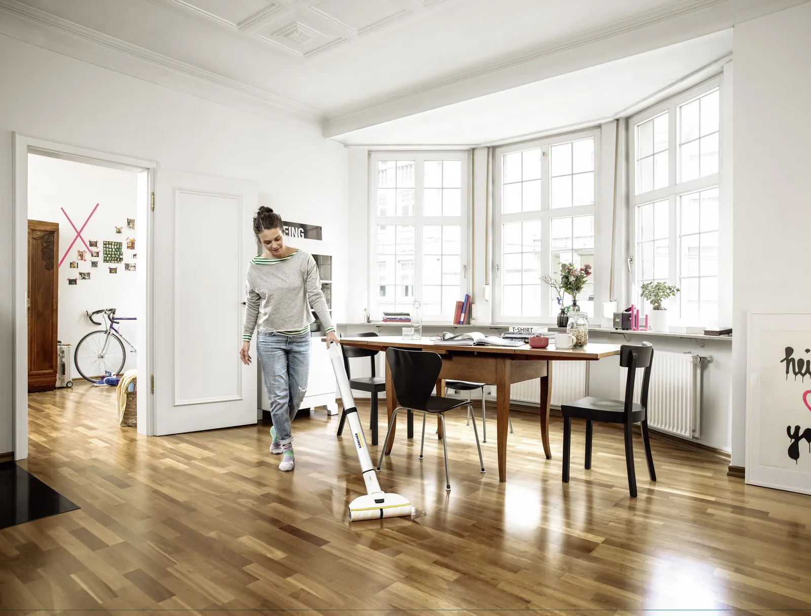 Kärcher EWM 2 - floor cleaner