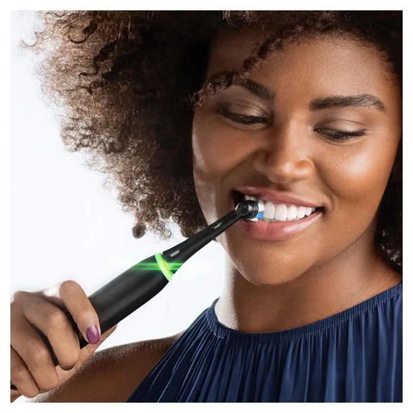 Oral-B iO Series 5 - electric toothbrush, Black
