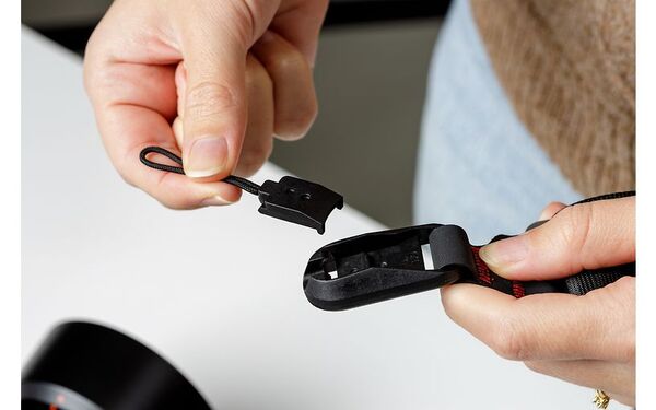Rollei Quick-Lock Camera Strap Replacement Clips (4-pack, Black)