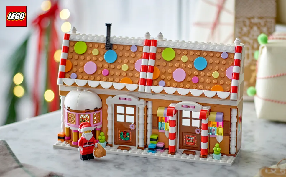 LEGO Seasonal Festive Gingerbread House 40809