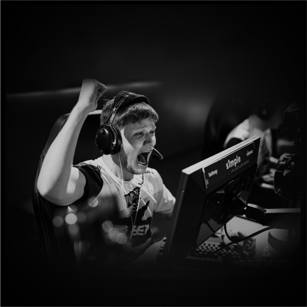 Logitech PRO X SUPERLIGHT -langaton pelihiiri, punainen