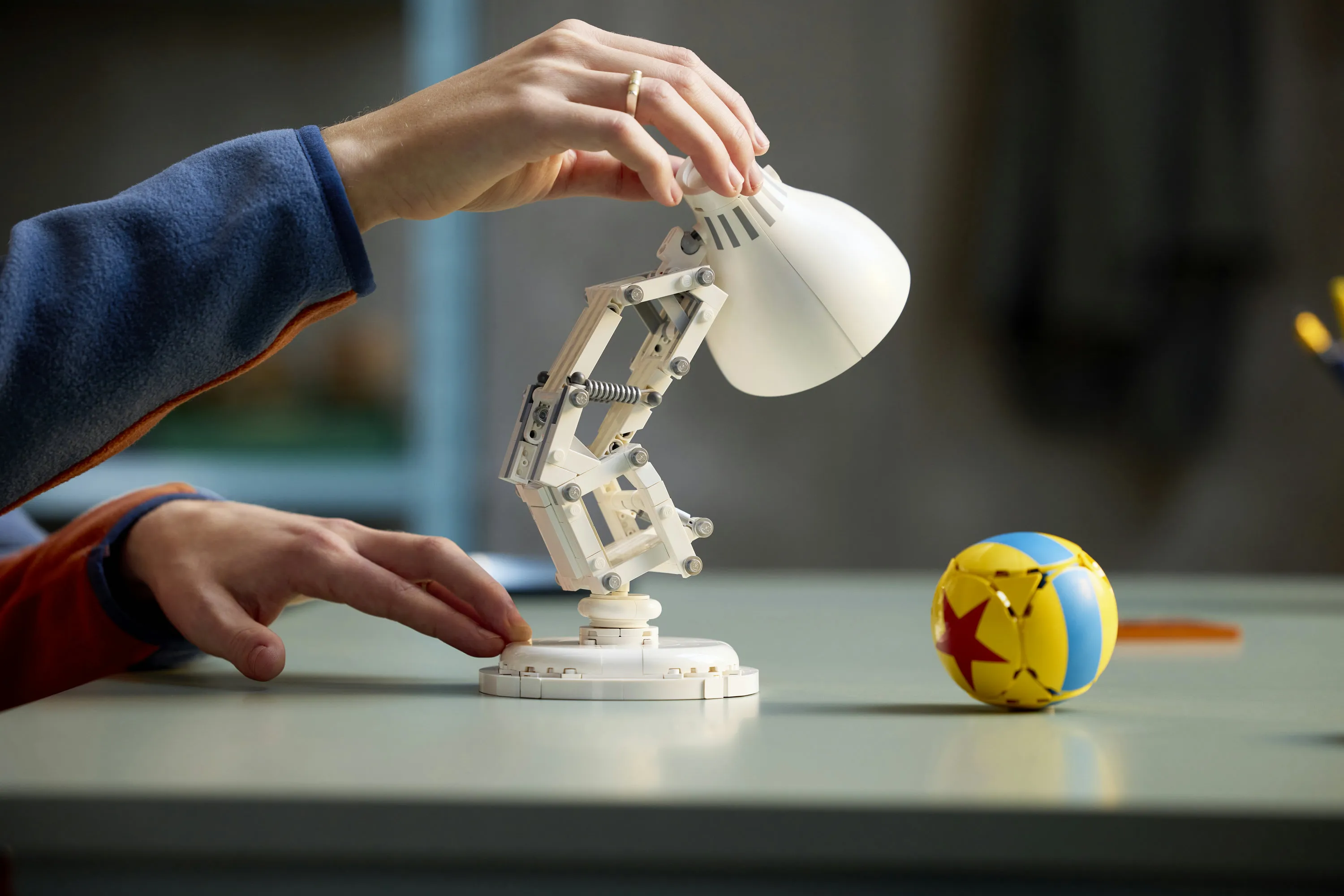 LEGO Ideas Disney Pixar Luxo Jr. 21357
