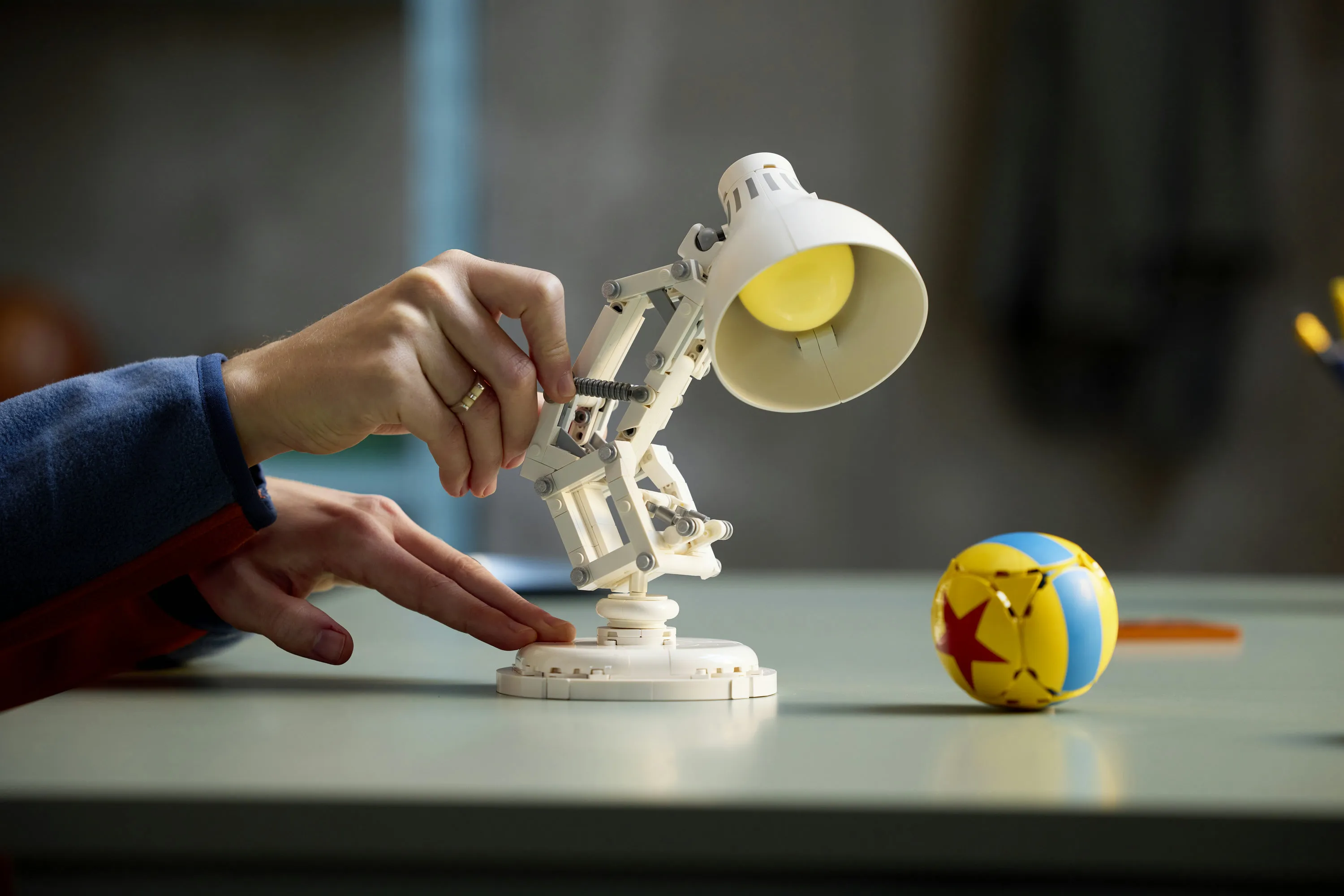 LEGO Ideas Disney Pixar Luxo Jr. 21357