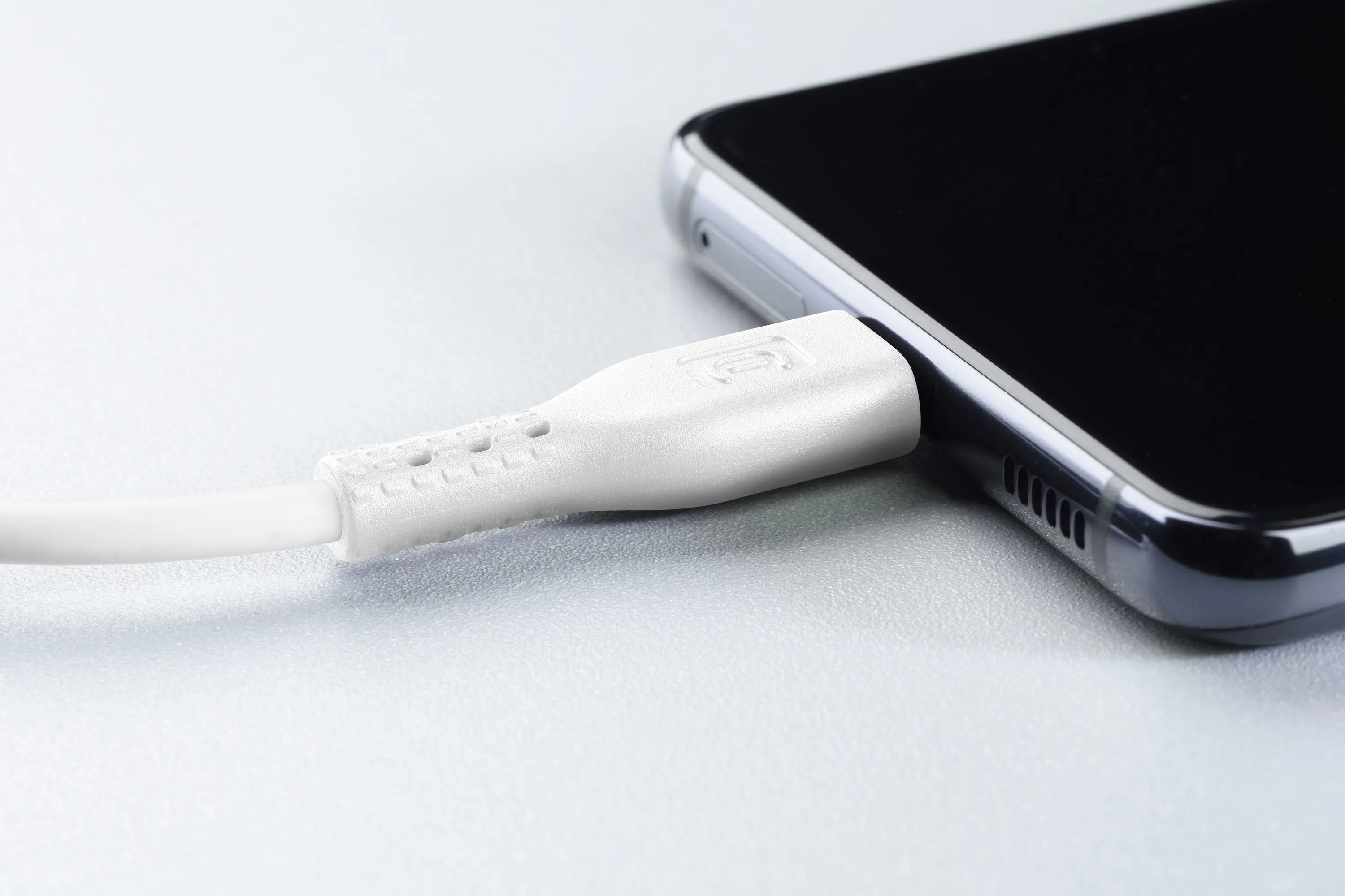 Cellular Line USB-A &ndash; USB-C 2.0 - cable, 1.2 m, White