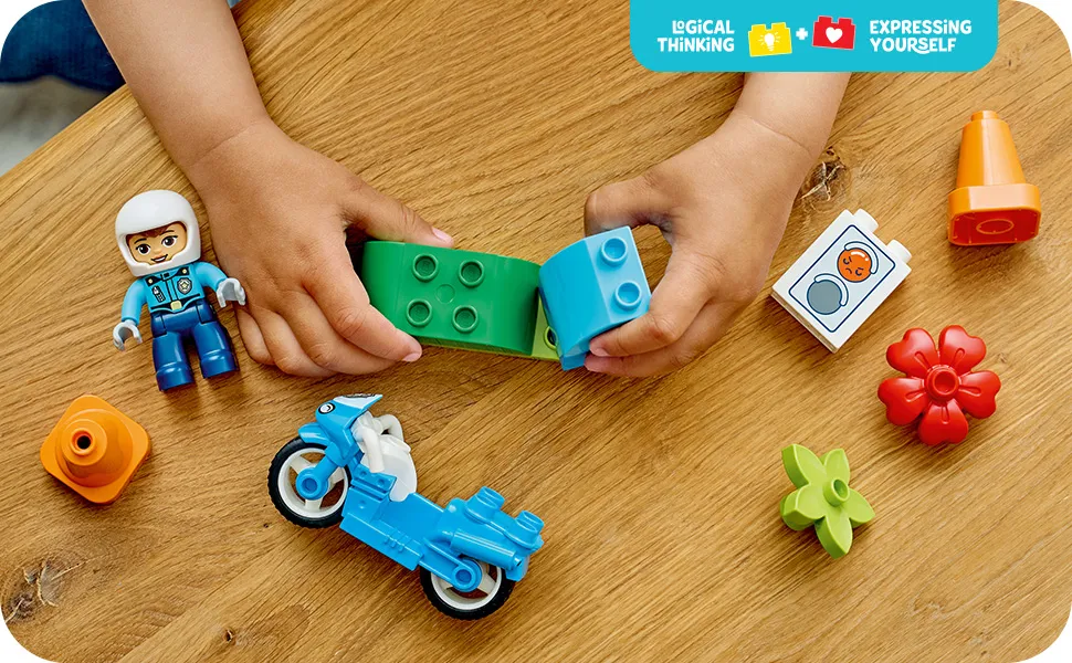 LEGO DUPLO Town Blue Police Motorcycle 10471