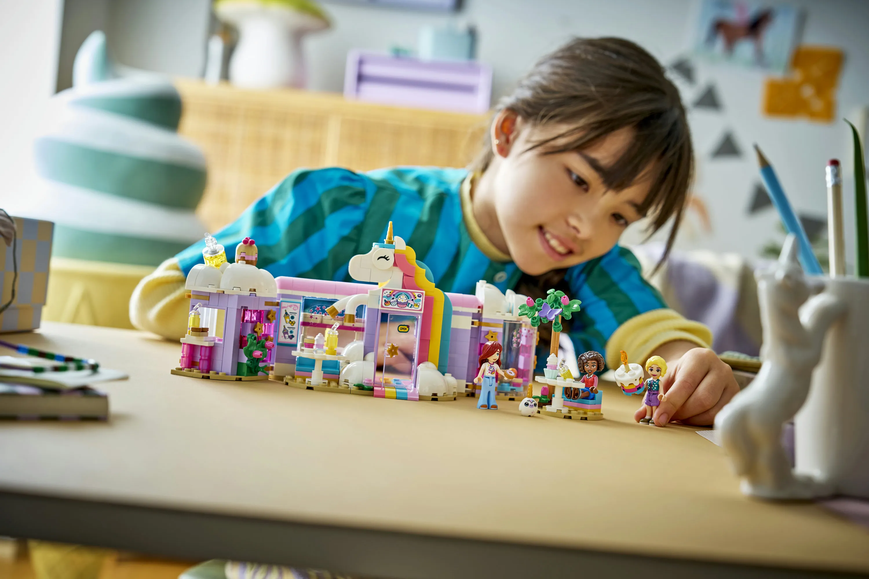 LEGO Friends Dr&ouml;mmigt enh&ouml;rningskaf&eacute; 42684