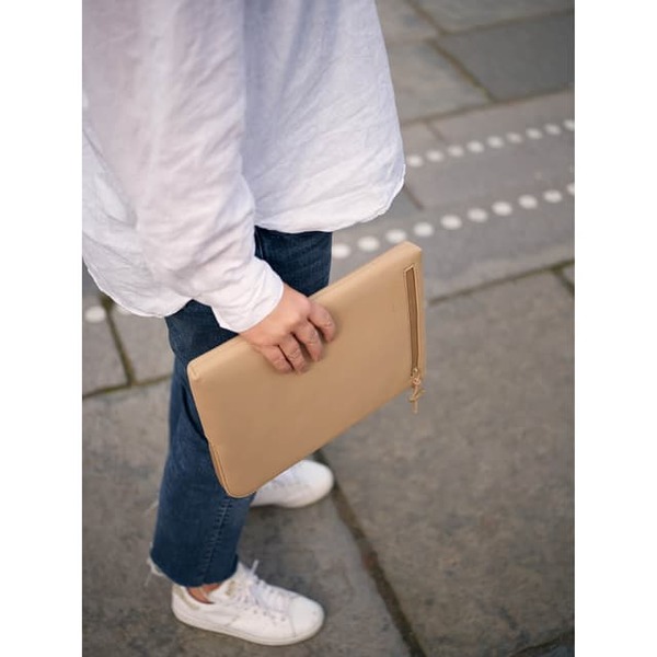 Golla Metro Neoprene - sleeve, coffee, 14"