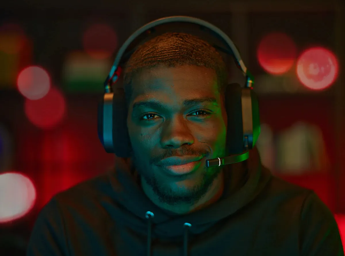 Corsair HS80 RGB - wireless gaming headset, carbon