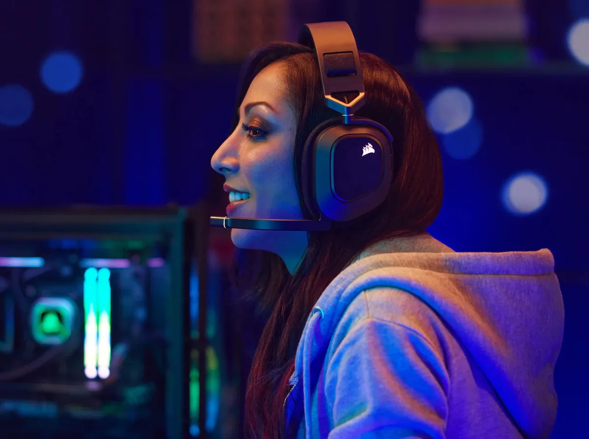 Corsair HS80 RGB - wireless gaming headset, carbon