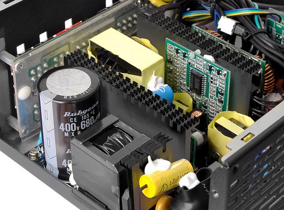 Thermaltake ToughPower Grand RGB 750W - Power supply, 80 Plus Gold