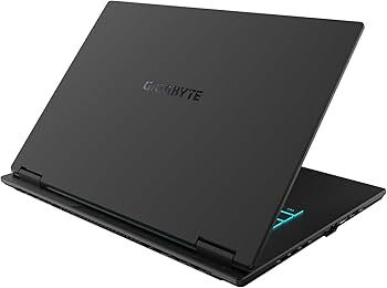 GIGABYTE CWHI3NE864SH 16" i7-13620H, 32 GB, 1 TB, RTX 5070, Win 11 Home - spelb&auml;rbar dator, svart