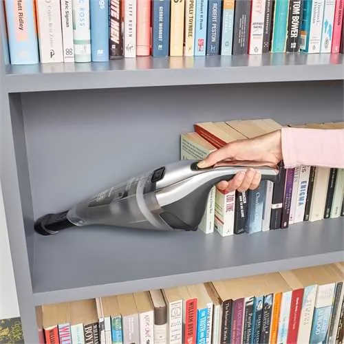 BLACK+DECKER Dustbuster Lithium NVC220WC 0.385L 7.2V 2Ah pussiton -k&auml;sik&auml;ytt&ouml;inen imuri, kromi, titaani, l&auml;pin&auml;kyv&auml;