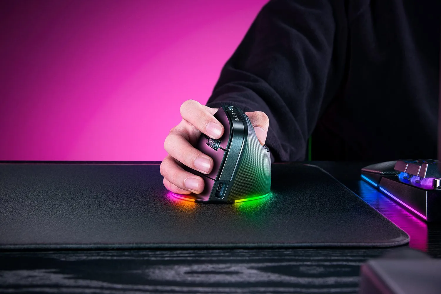 Razer Pro Click V2 Vertical Edition Wireless Ergonomic Mouse, Black