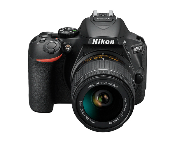 NIKON D5600 + AF-P 18-55MM VR