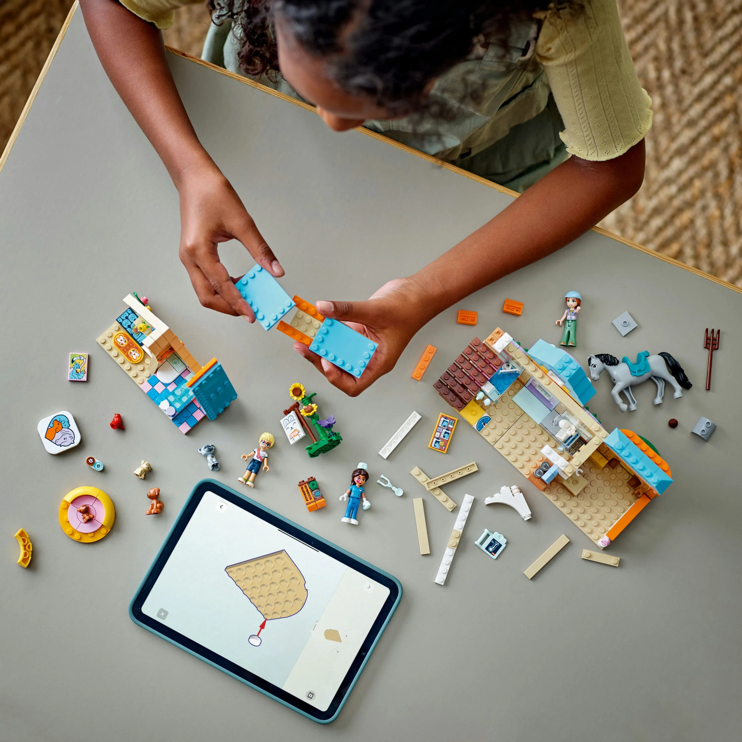 LEGO Friends H&auml;st- och husdjursklinik 42651