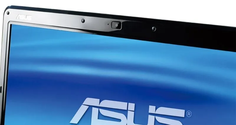 ASUS 17.3"/HD/RM-75/HD4570/4GB/320GB/7HP