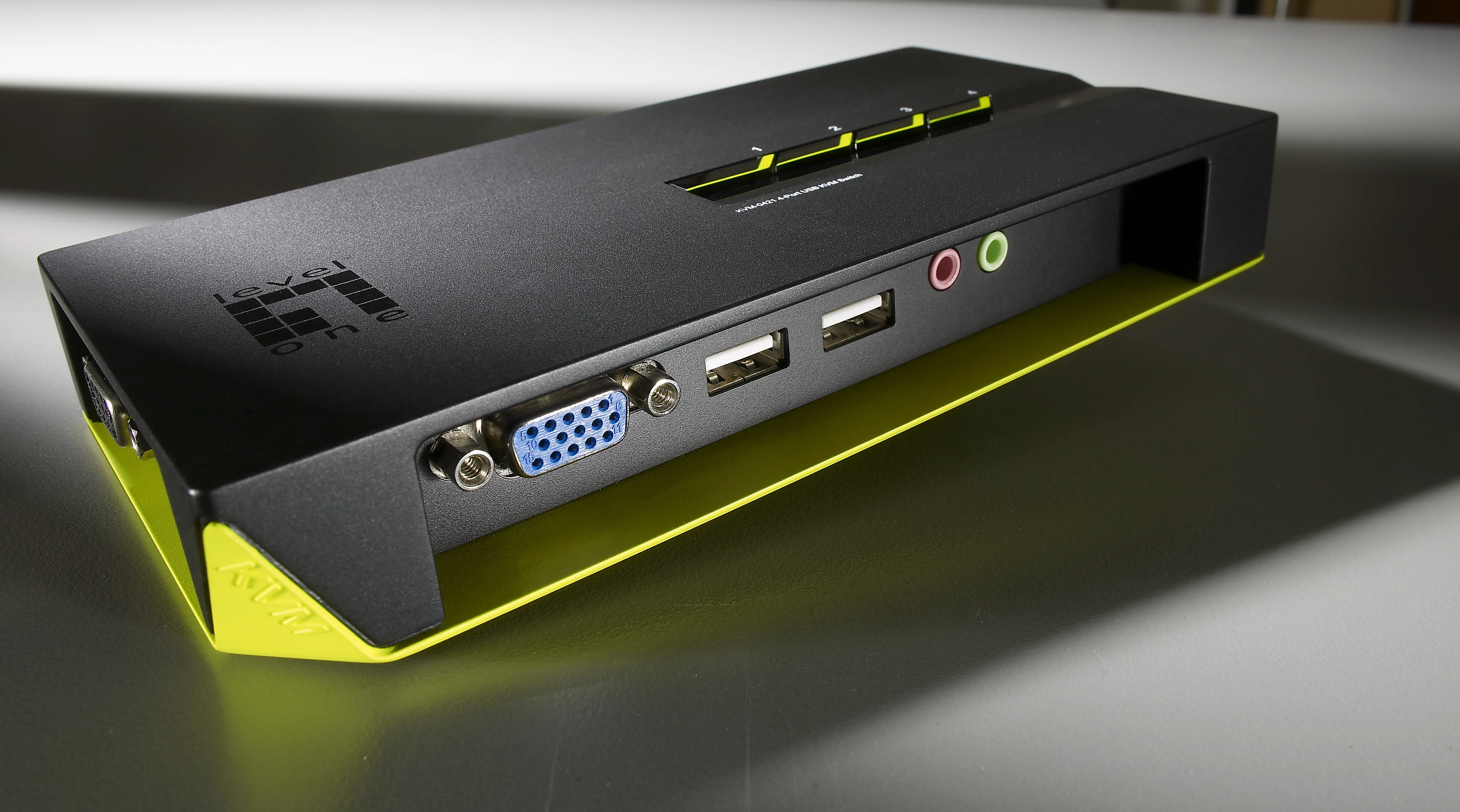 KV04 Port/USB LevelOne KVM-042