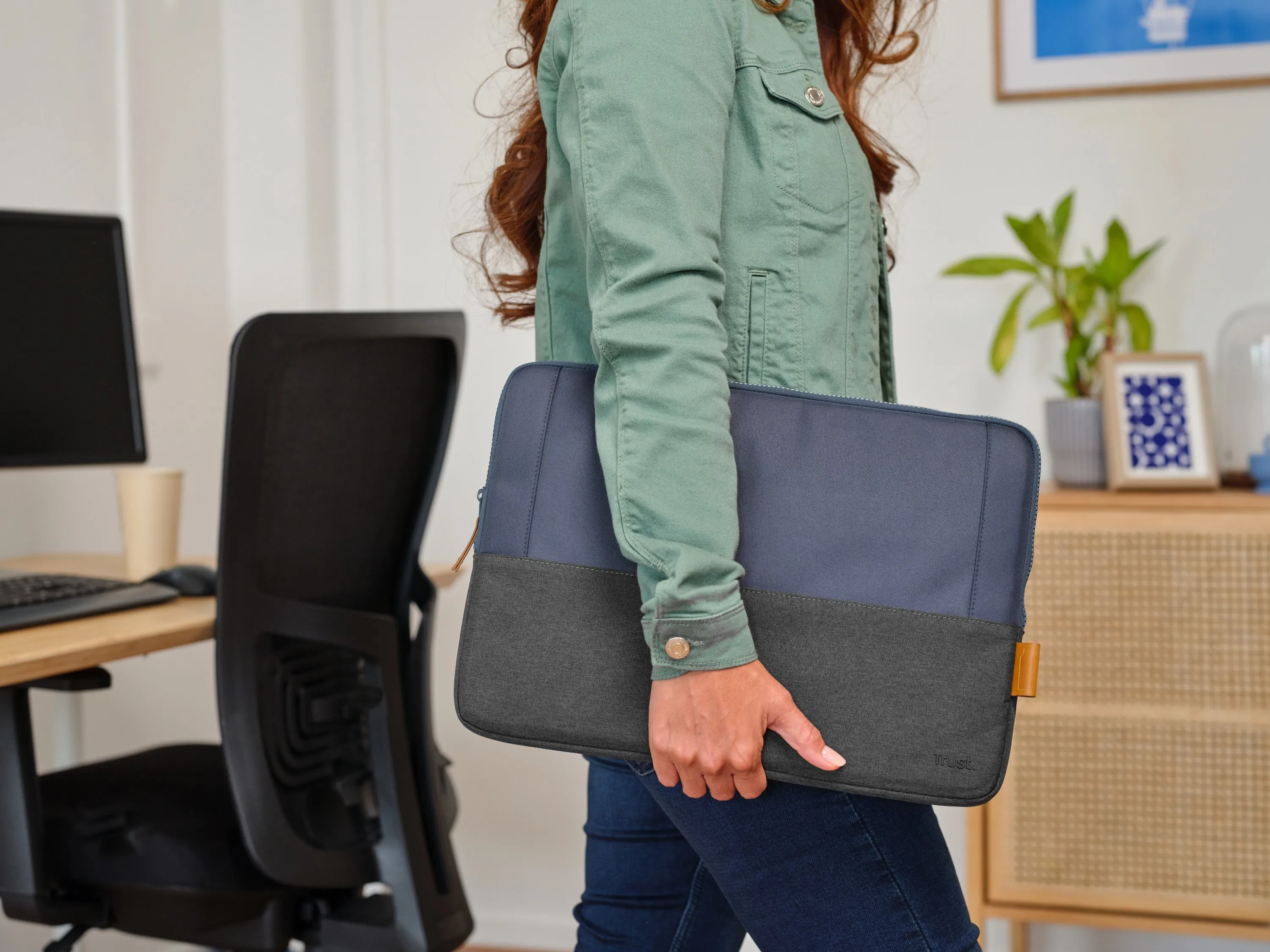Lisboa 16&quot; Laptop Sleeve, Dark Blue &amp; Grey
